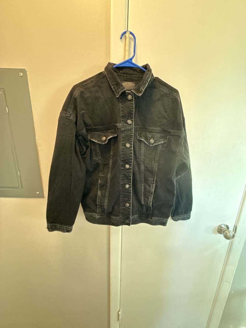 American Eagle Denim Jacket Size S Black Washed Trucker Oversized